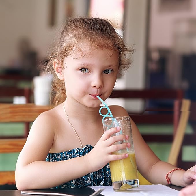24 Pcs Silly Crazy Straws for Kids Reusable Plastic Loop Curly Crazy Drinking Straws for Classroom Activities Valentines Day Gift Christmas Birthday Wedding Party Supplies Decoration