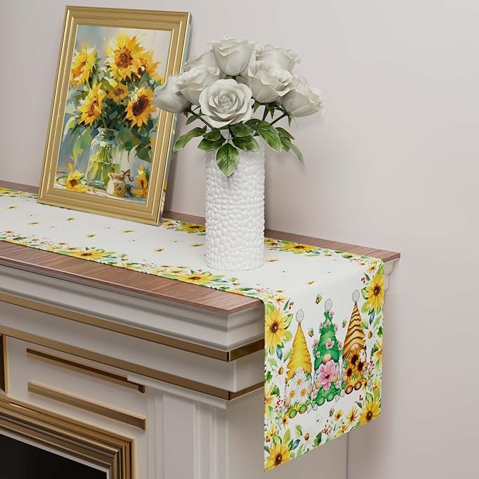 XCHI Yellow White Daisies Flowers Gnomes Spring Table Runner Burlap Table Decoration for Summer Seasonal Home Kitchen Dining Dinner Indoor Holiday Farmhouse Decor 13x36 Inch